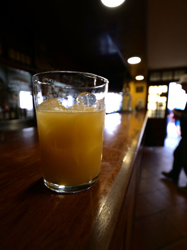 オレンジジュースと氷