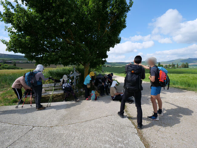 Zariquiegui村の手前で休憩