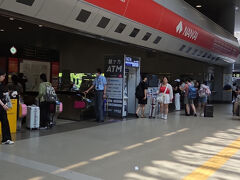 そのまま「関西空港駅」へ。
