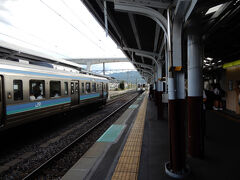 16:59 岡谷駅に到着
17:10発 中央本線・大月行に乗り換え
大月で 19:56発 中央線・東京行に乗り継ぎ
帰宅した。
途中爆睡した