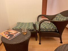 お風呂上がりに、温かい黒豆茶を飲みながら
雑誌を読んでリラックスしました。