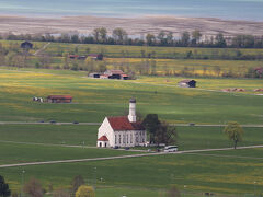 「コロマン教会」素敵な風景ですよね