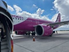 　北西方面から着陸しました。　
　セントレアを少し遅れて離陸しましたが、定刻より早着しました。