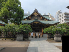 湯島天神は正式には湯島天満宮といいます。湯島天神という通称のほうが有名ですね。