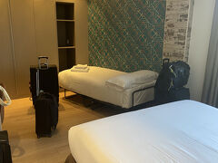 Colectia Hotel Urumea
前にも書いたのですが　ホテルというよりエアビーみたいです。
早めにチェックアウトしますが、　スタッフが　おらんので　箱に鍵を入れます。
これ　忘れもんしたら　取りにいけないという　最悪だった
もちろん　悪いんですが　口コミにも　人生初の悪い点数つけちゃいました。