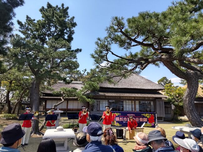 消防音楽隊の珍しい編成でのステージ