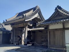 仙巌園正門