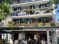 11:30-
私たちの期待大のお店
この店のためだけに　この街　オンダリビアに来たのです。