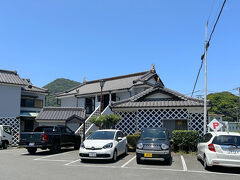 ドライブで5時間・・・下田の「下田海鮮やまや」に到着！
かつてTV番組の「バナナマンのせっかくグルメ」に登場した店

