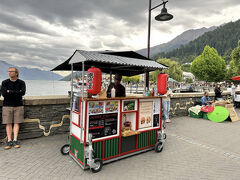 焼きそばとたこ焼きもあります