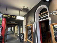 ディナーはコチラ