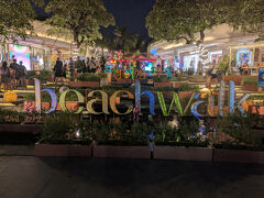 18:40 ビーチウォークに。