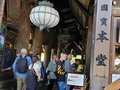 本堂にやって来ました。