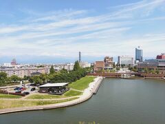 世界一美しいスタバ、を上から見下ろす。
天気良くて暑いが気持ちいい…！