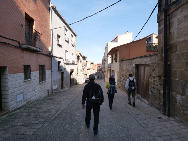 市街地を歩いて