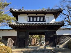チェックアウトして、土浦駅近くにある「土浦城」へ
小さなお城で、街の公園のようになっていました。
資料館でスタンプ押せました。