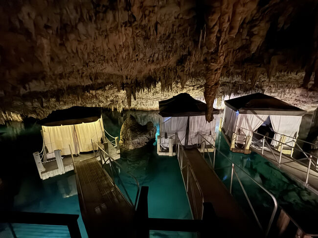 普通の部屋なら全然いいのですがこの空間なのでネ・・・<br /><br /><br />