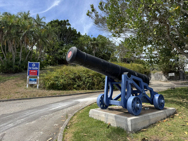 Fort Hamilton  フォート・ハミルトン<br />https://www.gotobermuda.com/profile/fort-hamilton/961　<br />要塞ですが工事でお休みでした。<br />この工事は結構長くかかりそう。。。