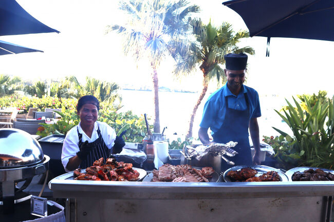 愛想のいいシェフです。<br />海老は名産なのか美味しい～！