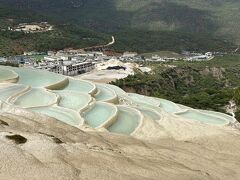 次はナシ族の聖地、白水台。