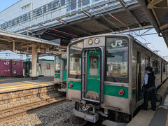 パート１最終の仙台行です。
この列車に乗る時に秋田から横手間で見かけた方に再び遭遇。
一緒の行程を進んでいたんですね～。もしかして同じパス？
びびママは仙台で離脱です（笑）

予定通り仙台駅に到着しました。
パート１はここで終了。
たくさん乗りました～。たくさん楽しみました～。

シツコイ旅行記にお付き合いいただきありがとうございました。