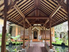 バリ絵画を見たくてネカ美術館へ行きました。
あまり人が居なく、ゆっくり鑑賞できました。