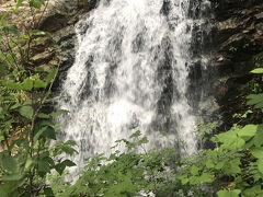 虹見の滝です。