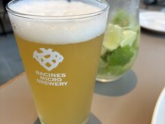 チームラボを堪能した後は早めのランチです。麻布台ヒルズのRacinesというレストラン。