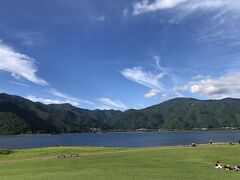 すぐ近くの八木崎公園へ