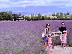 ラベンダーはやっぱり盛りを過ぎちゃったね。
なのでインスタ的にちょっとだけ盛る。

可愛いアラレちゃんが2人、　んちゃ