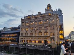 東華菜館もレトロ感があって素敵です。