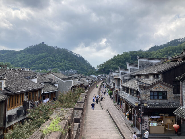 【中古】 幽界の旅 中国旅行の鳳凰観光 - 中国の深山幽谷を旅する武陵源・鳳凰古城