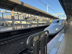 小倉駅から始発の山陽新幹線で出発！