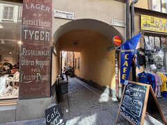 ガムラスタンはとにかく可愛くて、人が多い！
観光客がたくさんいます。