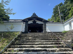 まずは「掛川城御殿」へ。
ここは全国に4つしかない現存する城郭御殿のひとつ。
4つの内訳は、二条城、川越城、高知城と、ここ掛川城の４ヶ所。これで現存4御殿は制覇できた！
