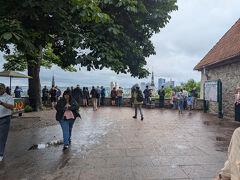 雨の降る前にコフトウッツァ展望台に到着