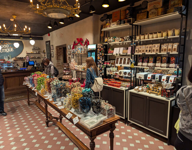 目をつけていたチョコレート屋さんへ（Choco Boutique）