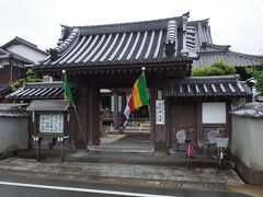 本堂は、1676年建立。