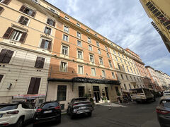 早速、ホテルへ。ホテルダイアナローマルーフガーデン。
ローマ駅至近です。このコースは各都市、基本連泊。