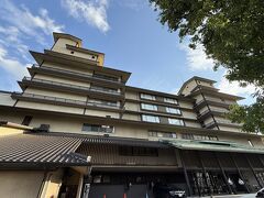 本日の宿は、湯村温泉 常磐ホテル。