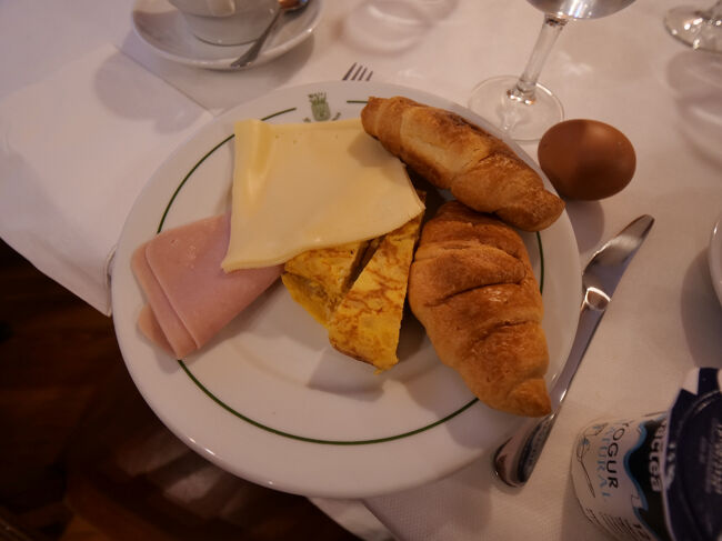 ７：３０　朝食