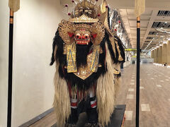 6月8日（日）

△ングライ空港

バリに着いたって気になる。