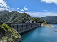 この日の貯水量は60％ほど
日本列島各地でこの夏、深刻な渇水が露見している中で、関東は全般的にまだまだ余裕があるというが・・・
とはいえ、連日の暑さと雨の少なさが続いたら、一体この先どれくらいまで耐えられるのか心配にはなる
