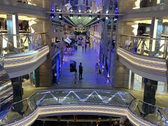 今日はシチリアに寄港。