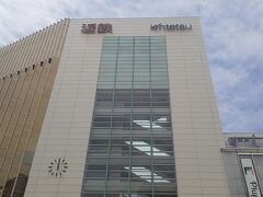 　その近鉄四日市駅には「近鉄百貨店　四日市店」がありました。
　但しこちらの近鉄百貨店四日市店、2025年９月９日で閉店したそうです。