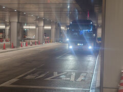 ほぼ定刻にバスタ新宿に到着しました。