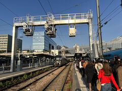 8:15 定刻通り、レンヌ駅に到着しました。