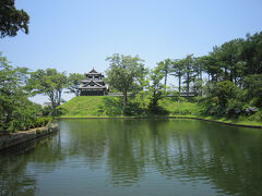 ６１－７　７月の高田城三重櫓
