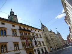 続いて市庁舎の奥にある州庁舎へ。