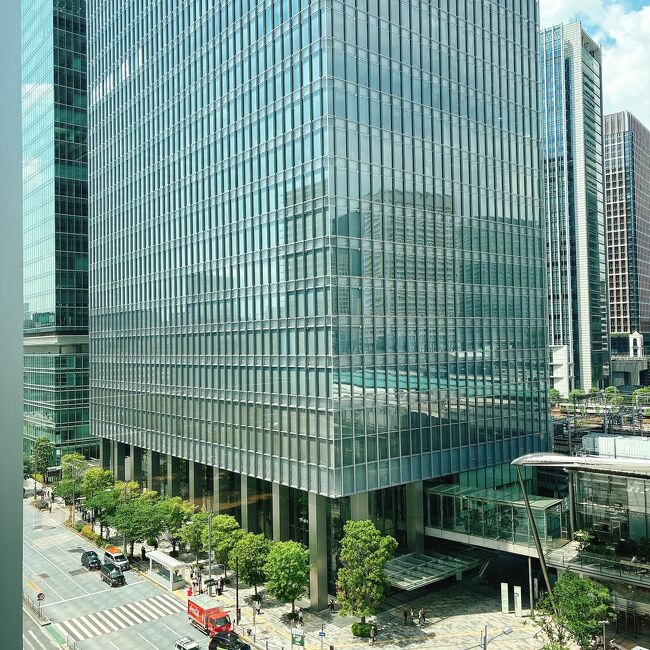 息子の会社のビルを見上げてみる。